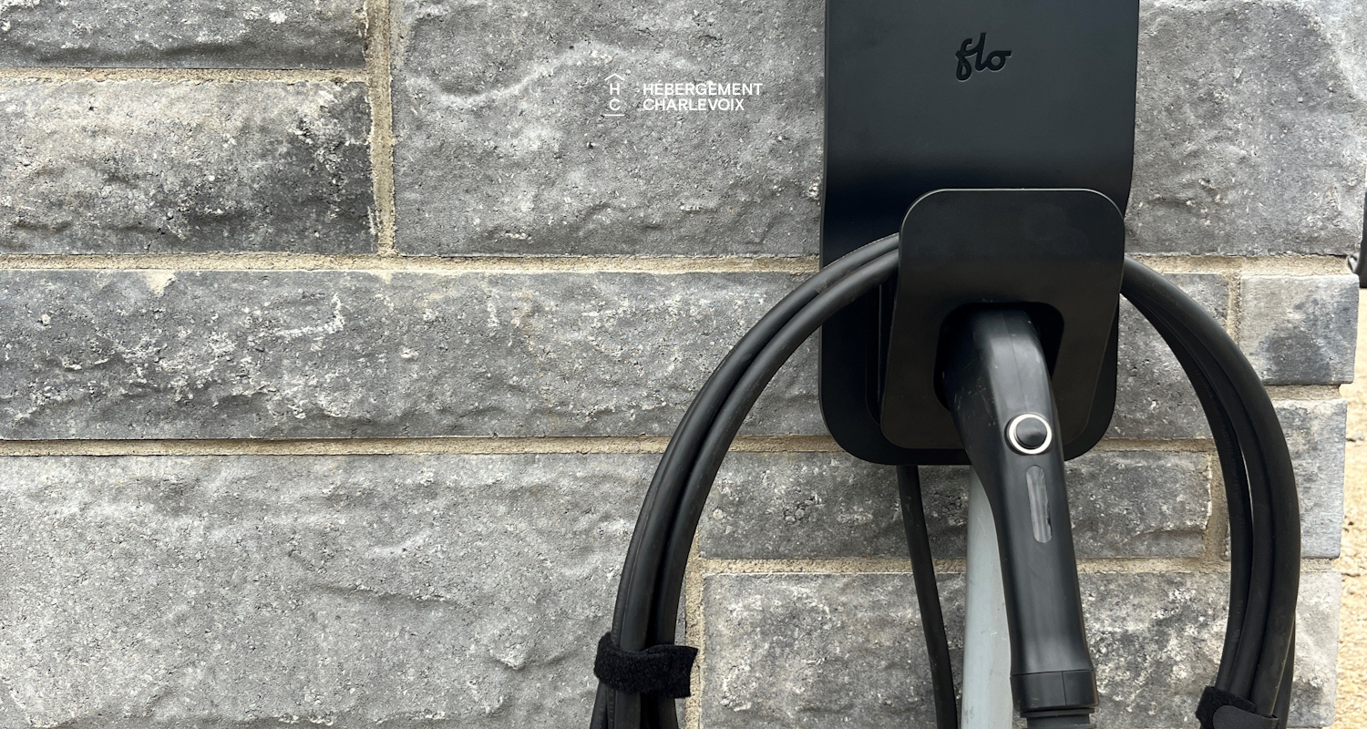 BRI-43 - A panoramic view on the river and the mountains