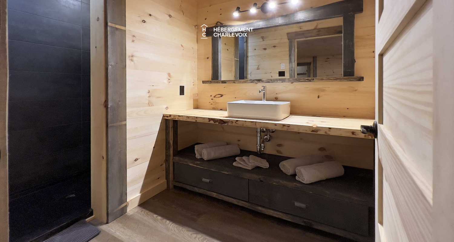 CAB-85 - Expérience inoubliable en plein coeur de la forêt!