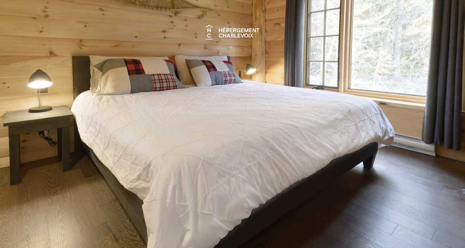 CAB-95 - Located in nature, in the heart of Charlevoix in the boreal forest of Quebec.
