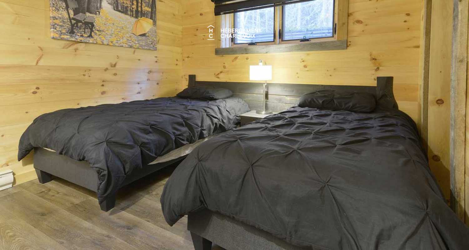 CAB-95 - Located in nature, in the heart of Charlevoix in the boreal forest of Quebec.