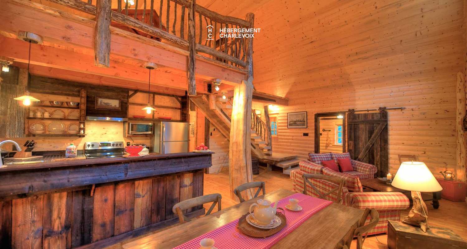 CAB-10 - LOCATED 500 M FROM THE MONT GRAND-FONDS SKI RESORT