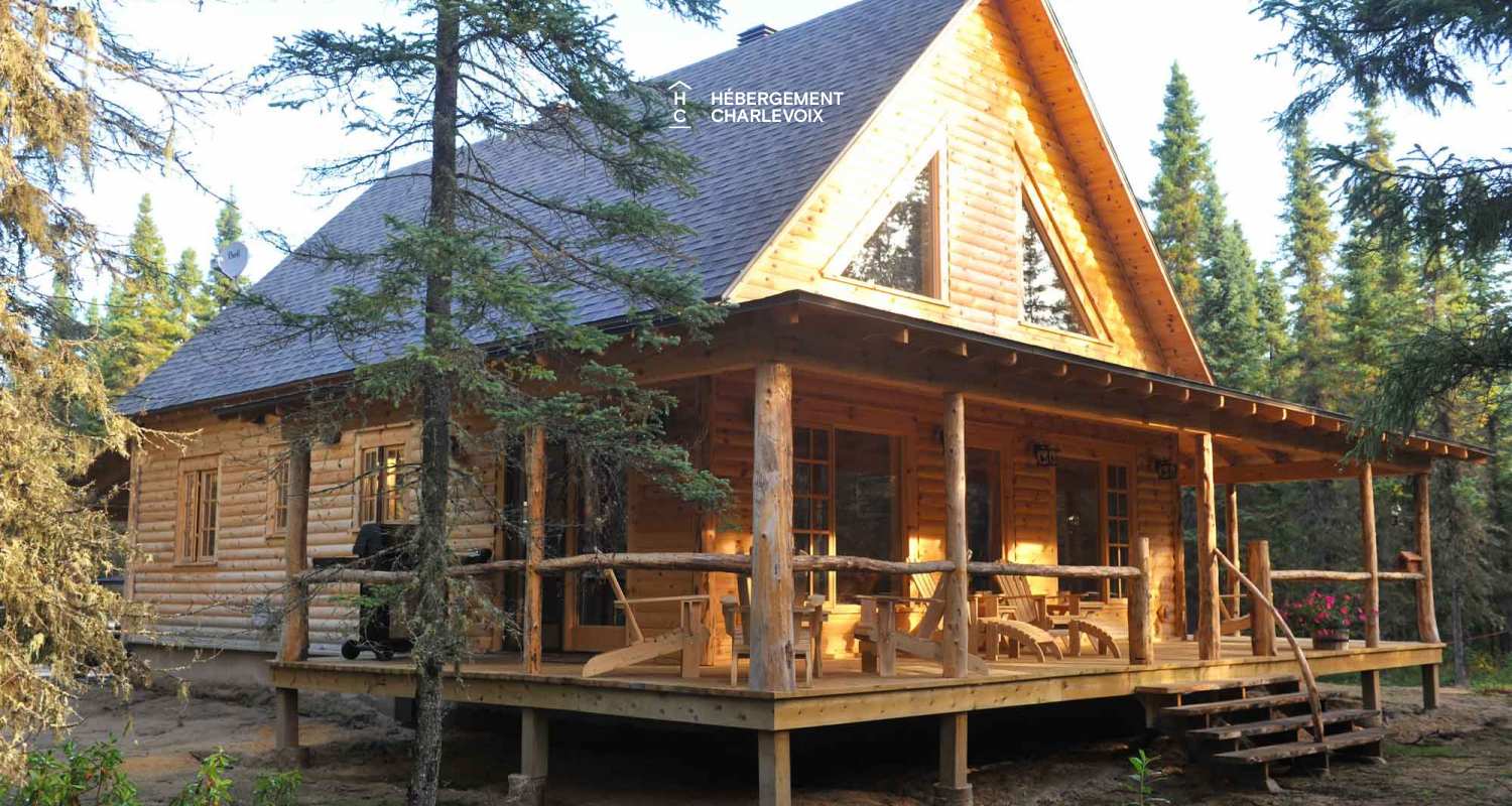 CAB-10 - LOCATED 500 M FROM THE MONT GRAND-FONDS SKI RESORT