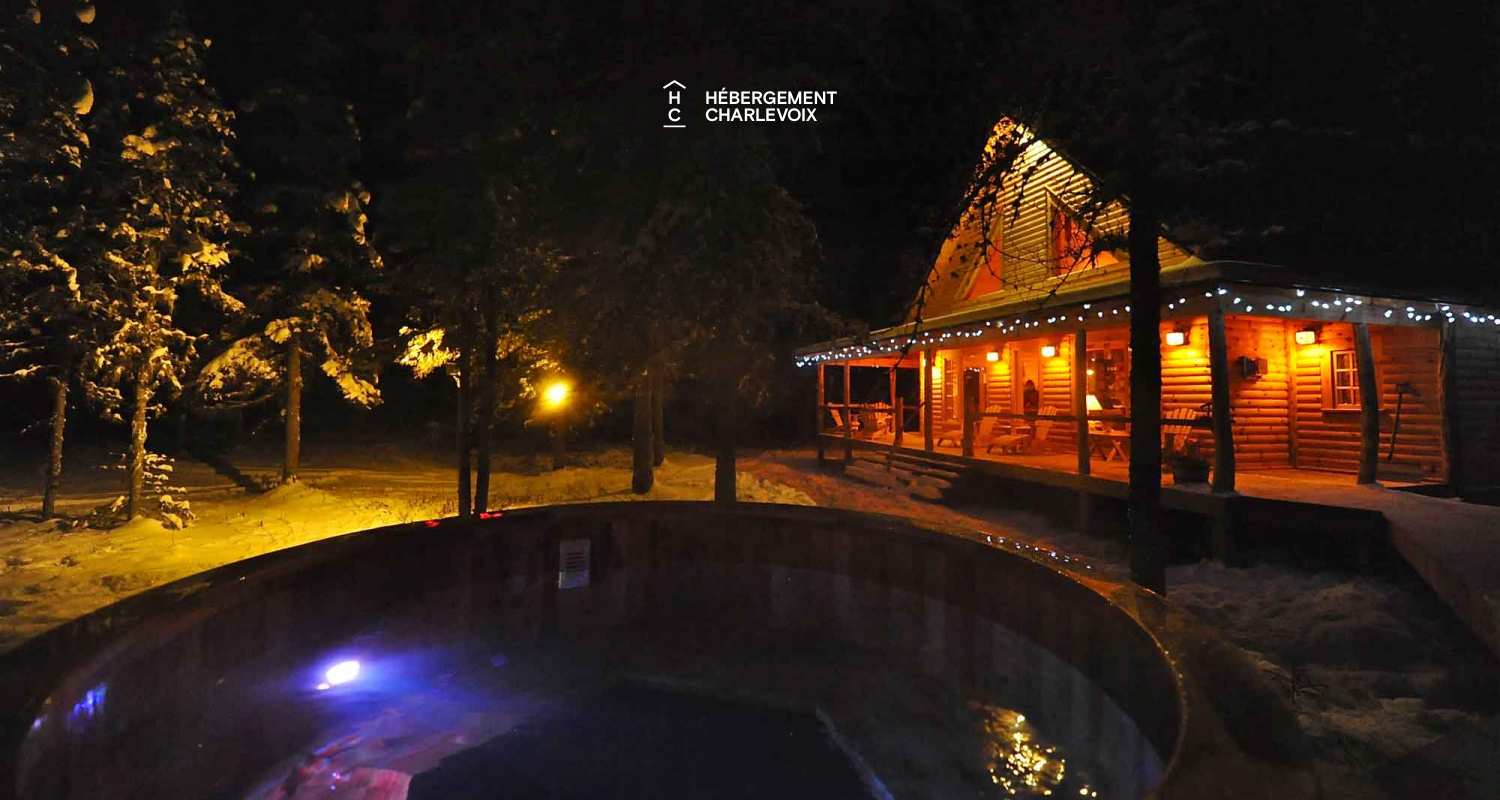 CAB-10 - LOCATED 500 M FROM THE MONT GRAND-FONDS SKI RESORT