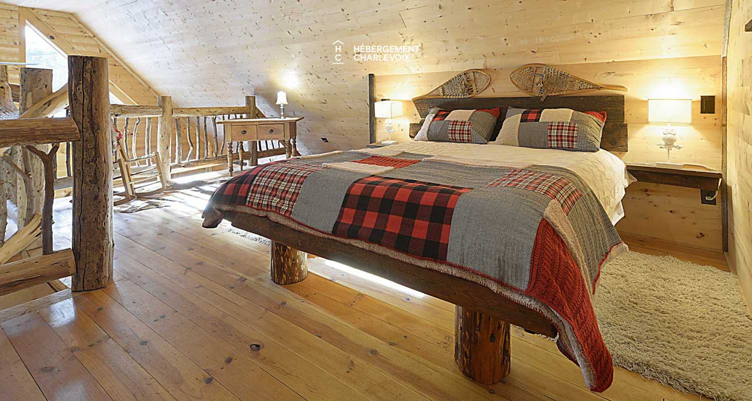 CAB-10 - LOCATED 500 M FROM THE MONT GRAND-FONDS SKI RESORT