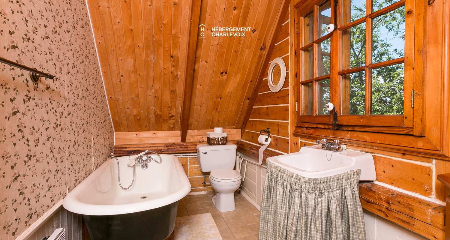 CAM-216 - Superbe chalet estival en vieilles pierres