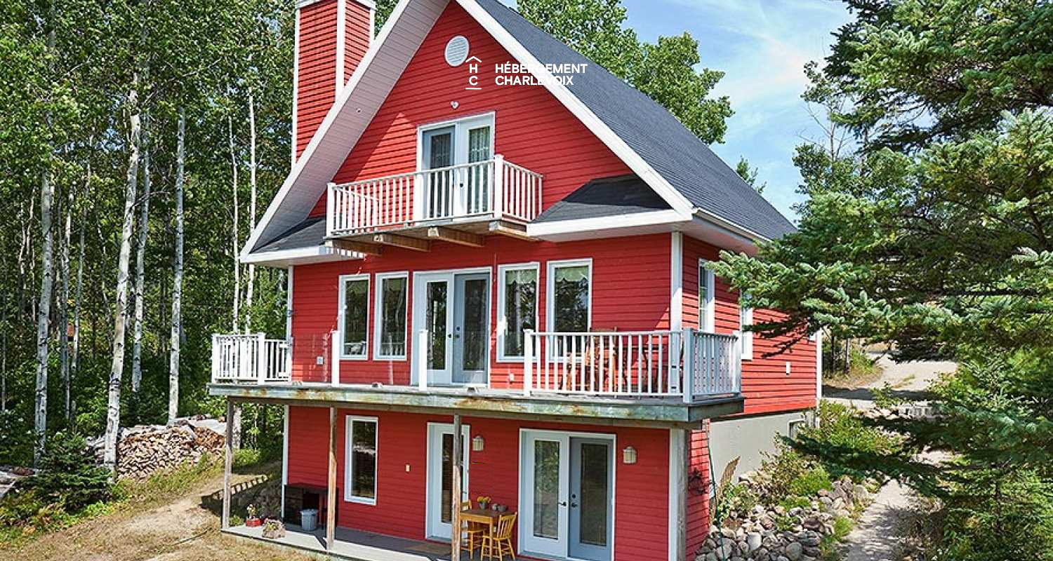 CAR-30 - Charming apartment in Baie-St-Paul.