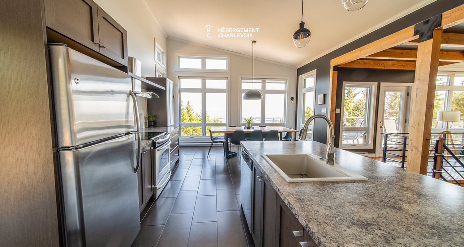 CDS-410 - Splendid terrace flirting with the mountain