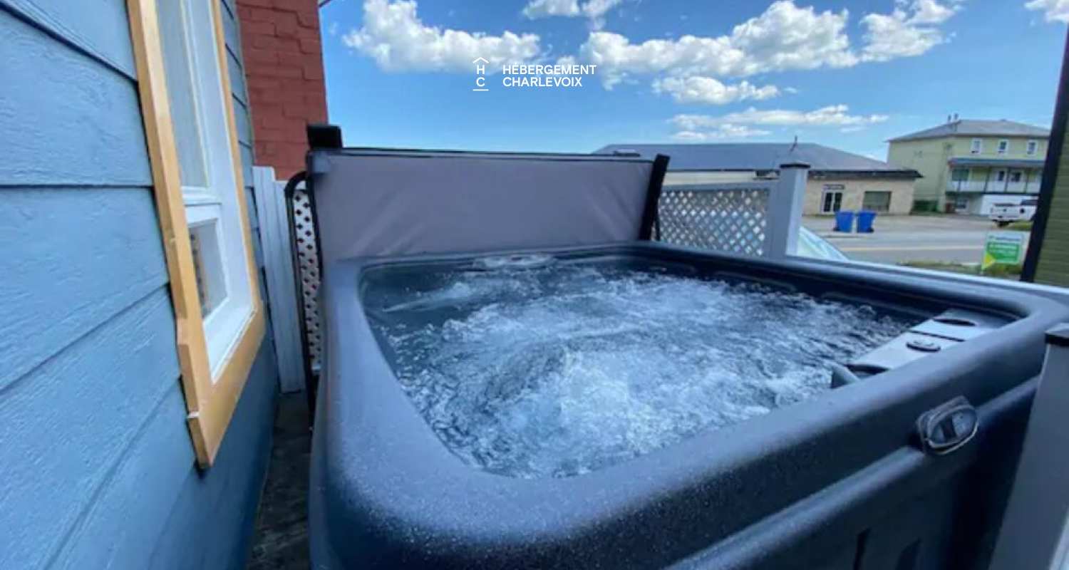 CHIC-1066 - Près du Massif et de la plage de Petite-Rivière St-François