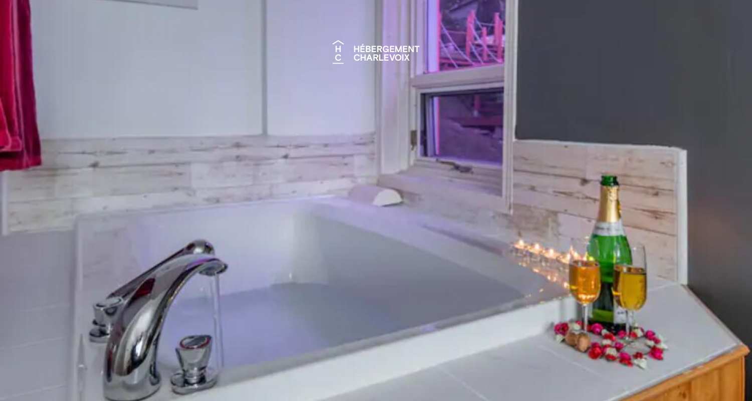 CHIC-1066 - Près du Massif et de la plage de Petite-Rivière St-François