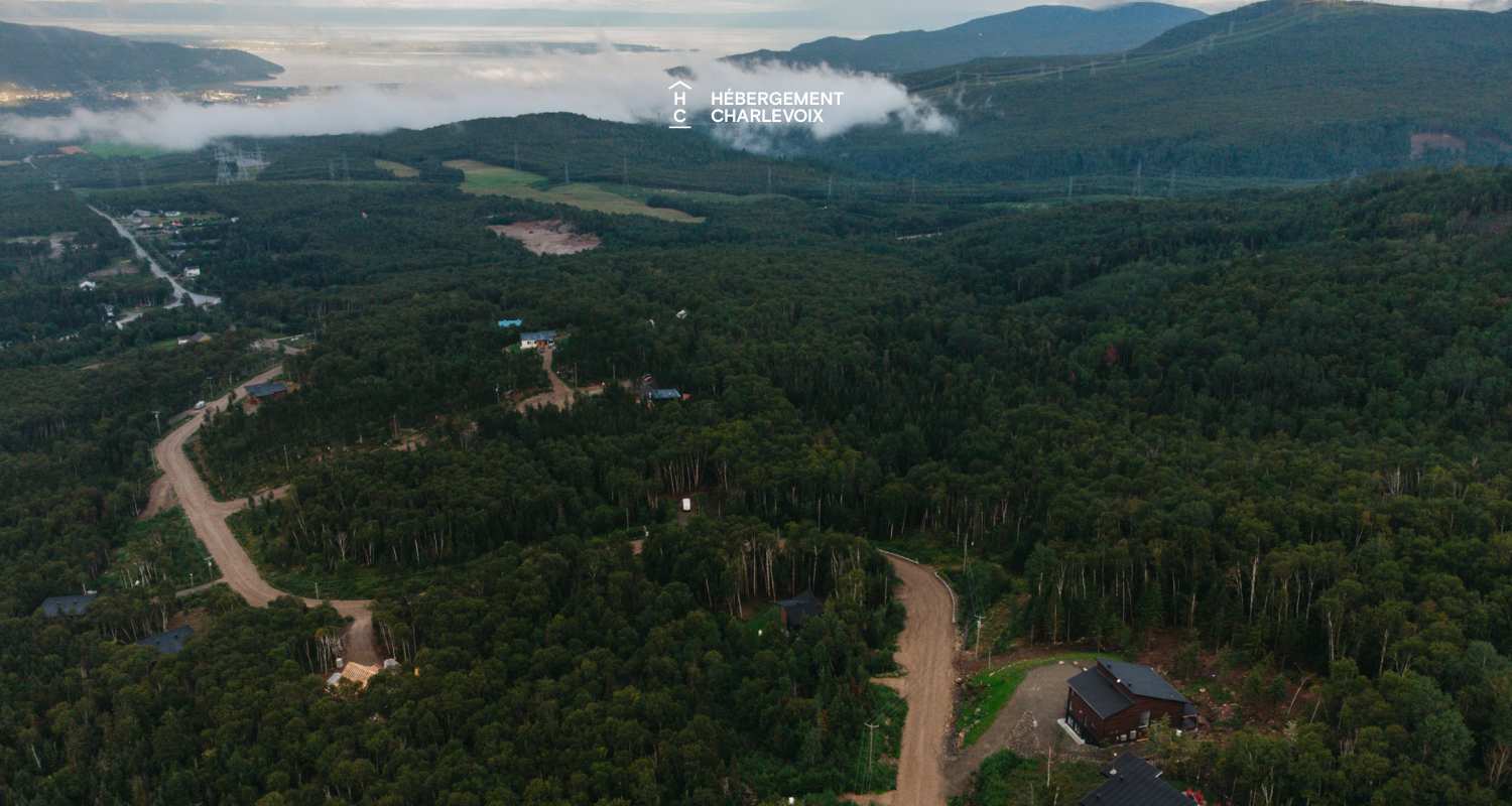 CHO-155 - Modernity and comfort in the heart of Charlevoix nature!