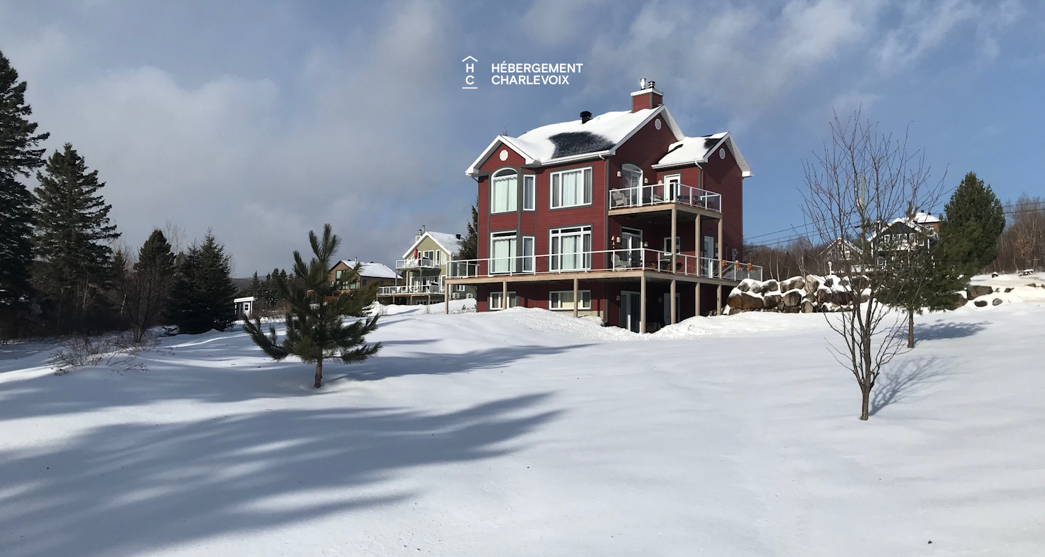 CIN-57-1 - Grand chalet avec 2 unités confortables avec vue sur le fleuve!