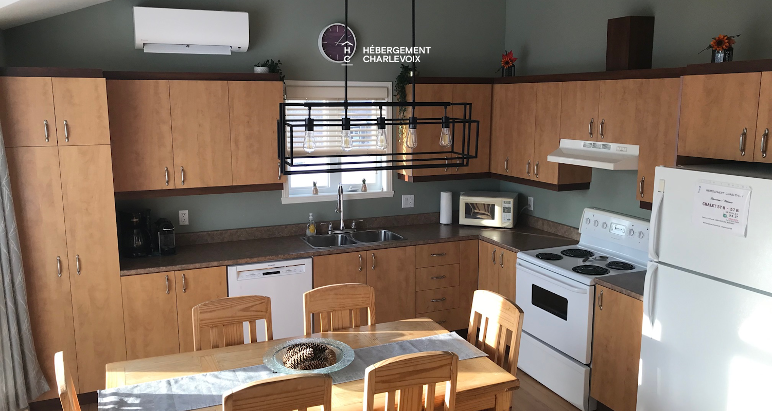 CIN-57-2 - Réservez pour 2 familles, tout en respectant les mesures sanitaires, puisque cette résidence est conçu de façon à se convertir en deux unités distinctes.