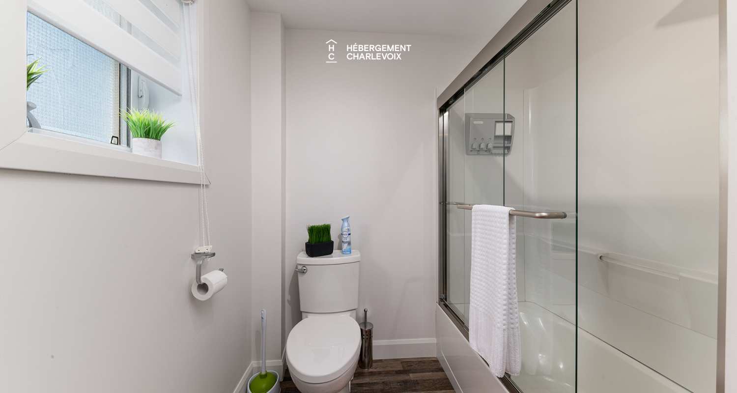 COU-1181 - In harmony with the St-Lawrence River!