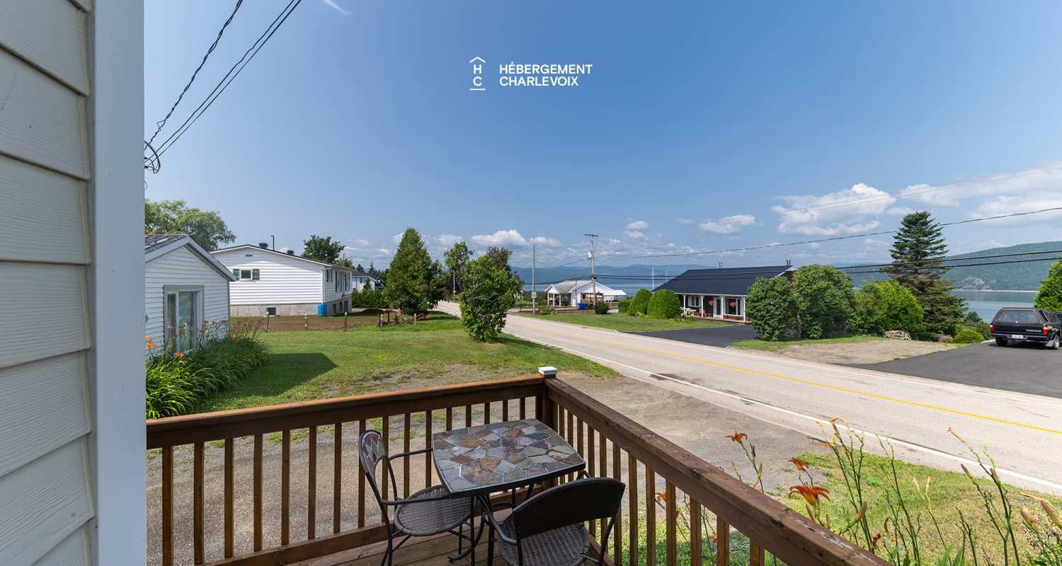 COU-1181 - In harmony with the St-Lawrence River!