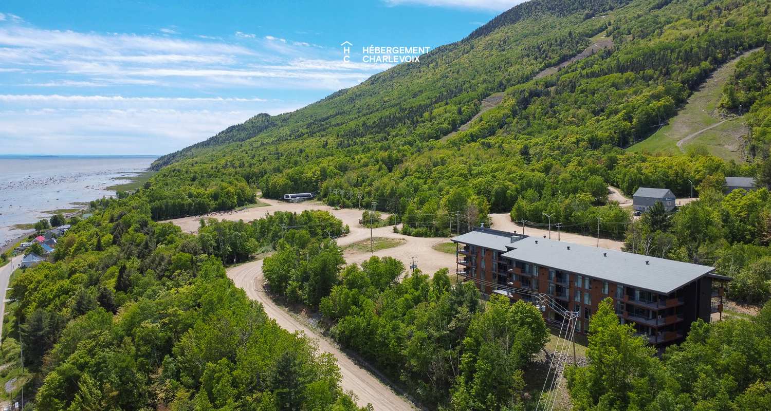 Cache 2 chambres-2 lits Queen, 2 lits simples superposés, 1 divan-lit - 1 à 8 personnes - Idéal pour l'hiver tout comme l'été