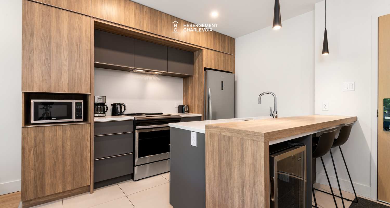 Cache 1 chambre, 1 lit Queen, 1 divan-lit, Rez-de-chaussée - At less than 200 meters