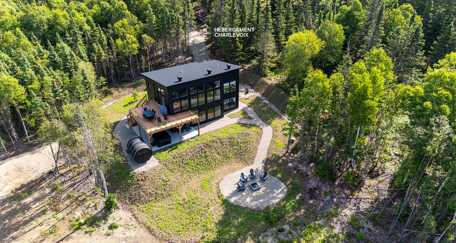 DOM-7 - En pleine nature avec vue époustouflante sur le fleuve
