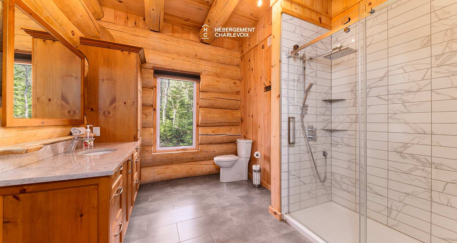 DUC-24 - Chalet en bois rond pour 18 personnes