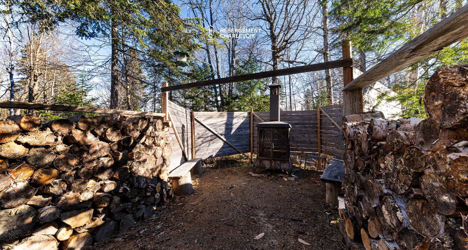 DUC-24 - Chalet en bois rond pour 18 personnes