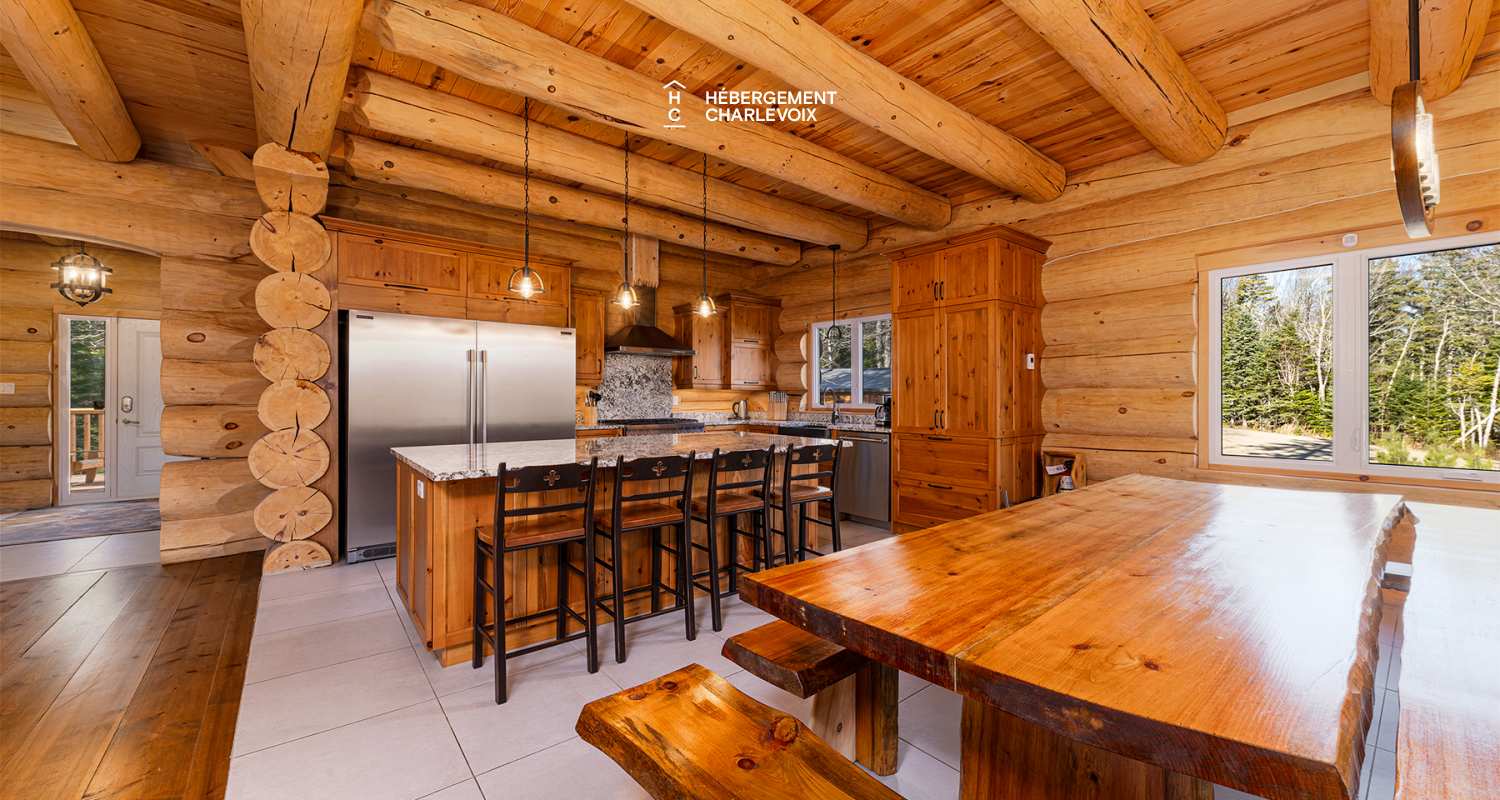 DUC-24 - Chalet en bois rond pour 18 personnes