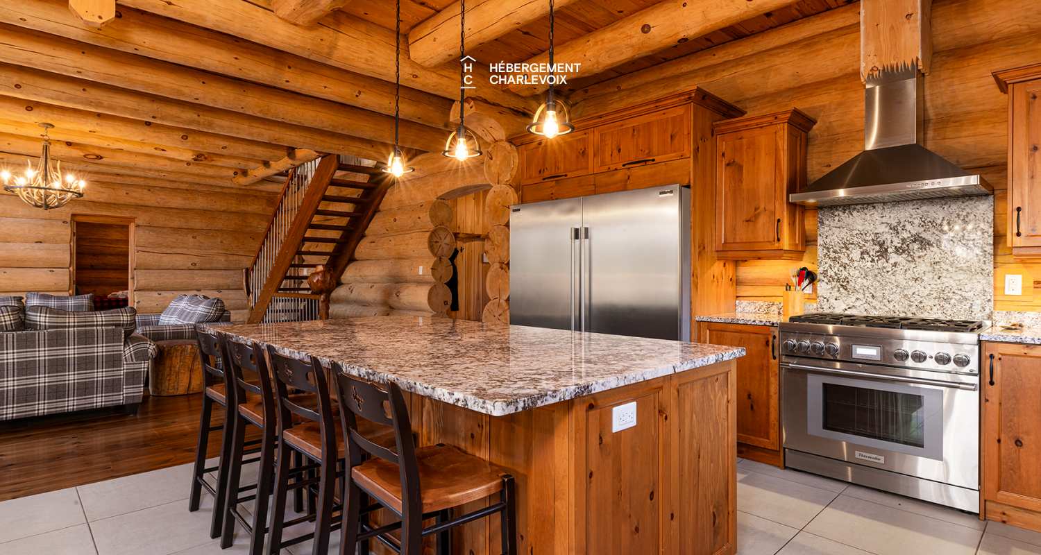 DUC-24 - Chalet en bois rond pour 18 personnes