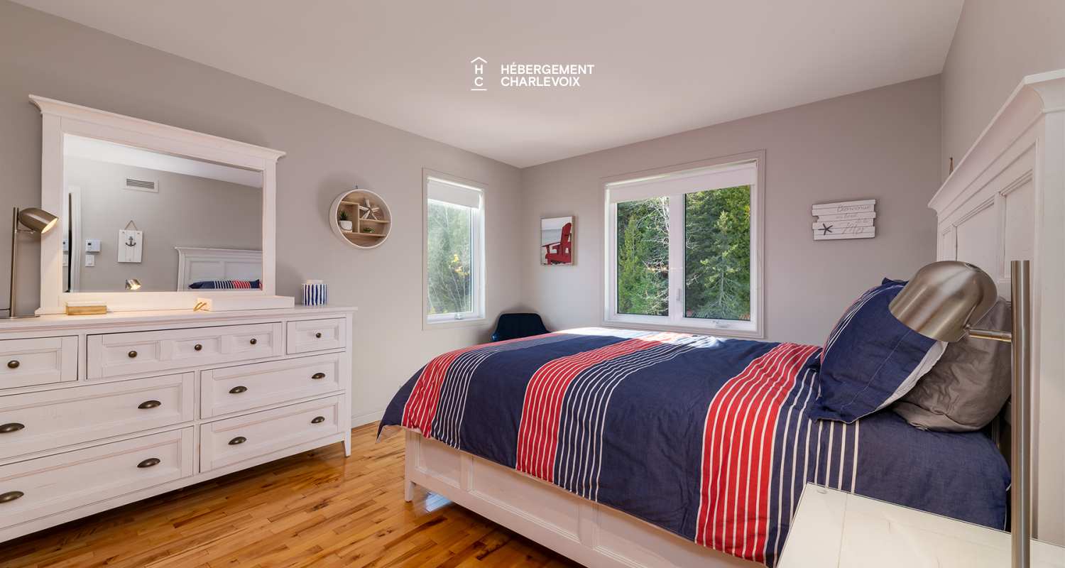 EAU- 318 - The view is magnificent on the St-Lawrence River!!