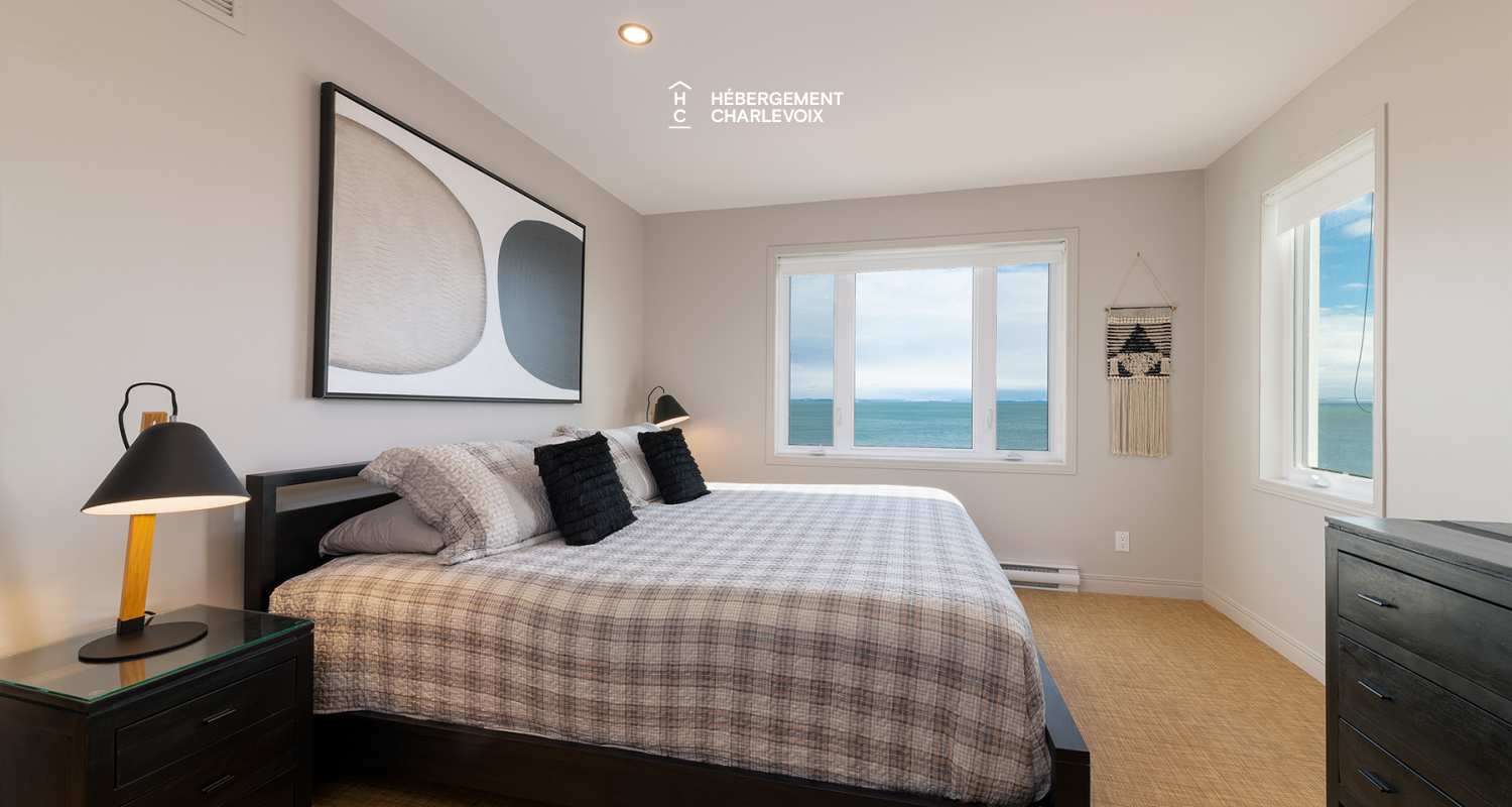 EAU- 318 - The view is magnificent on the St-Lawrence River!!