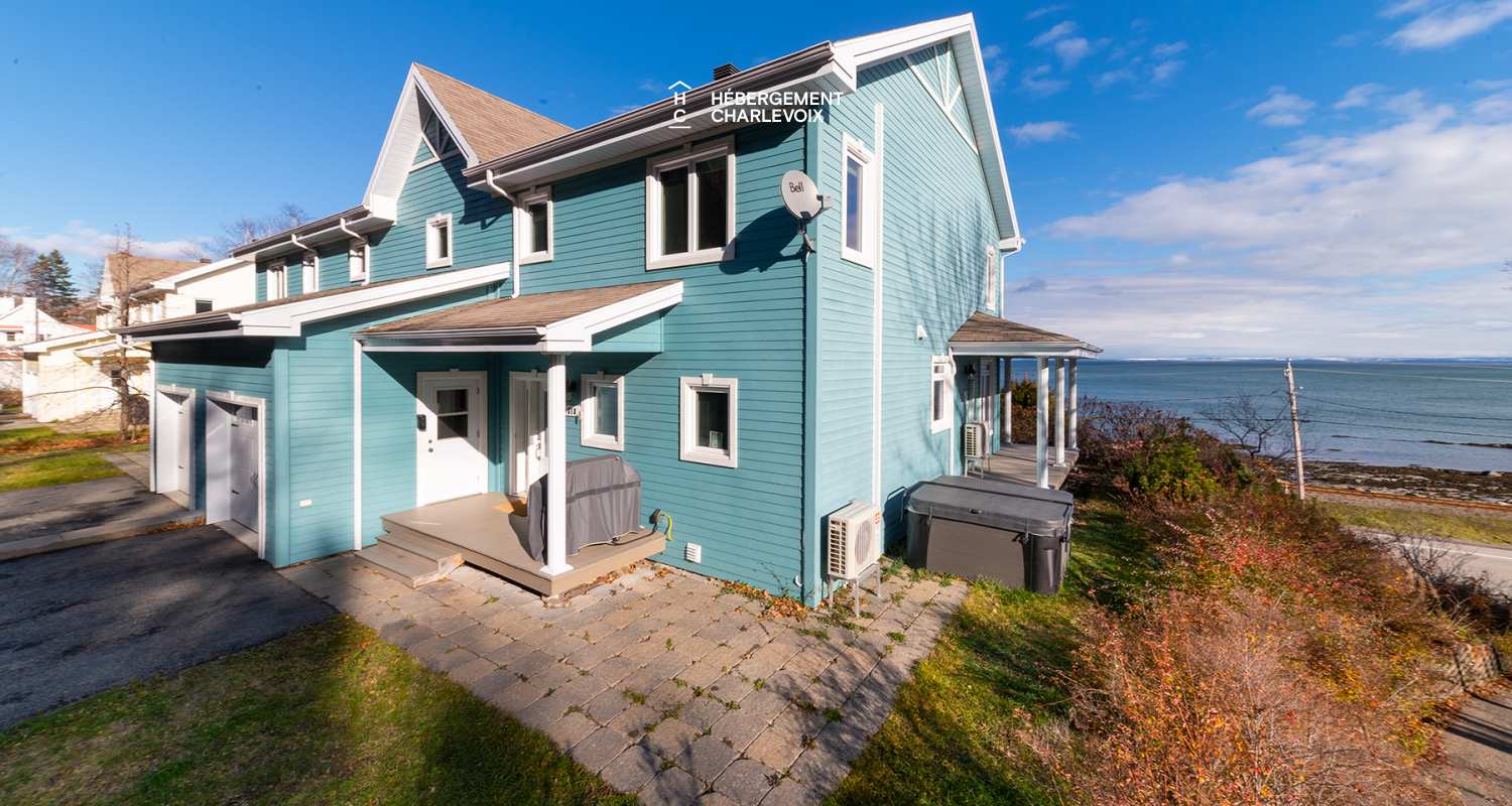 EAU- 318 - The view is magnificent on the St-Lawrence River!!