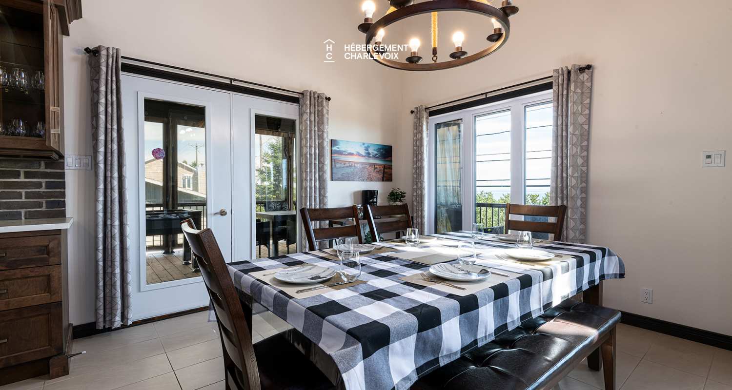 FEU-73 - Exceptional house with riverview