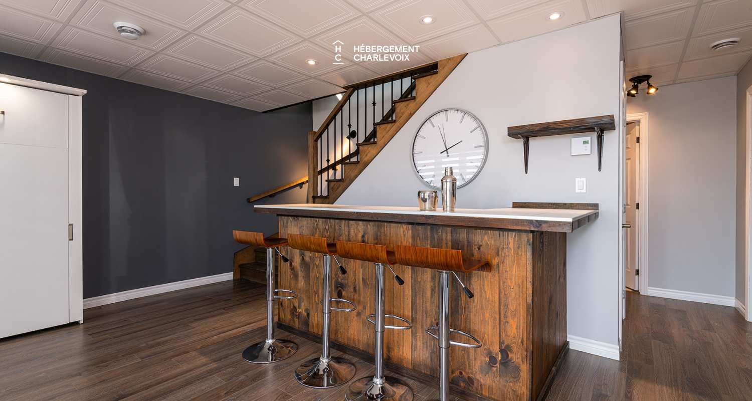 FEU-73 - Exceptional house with riverview