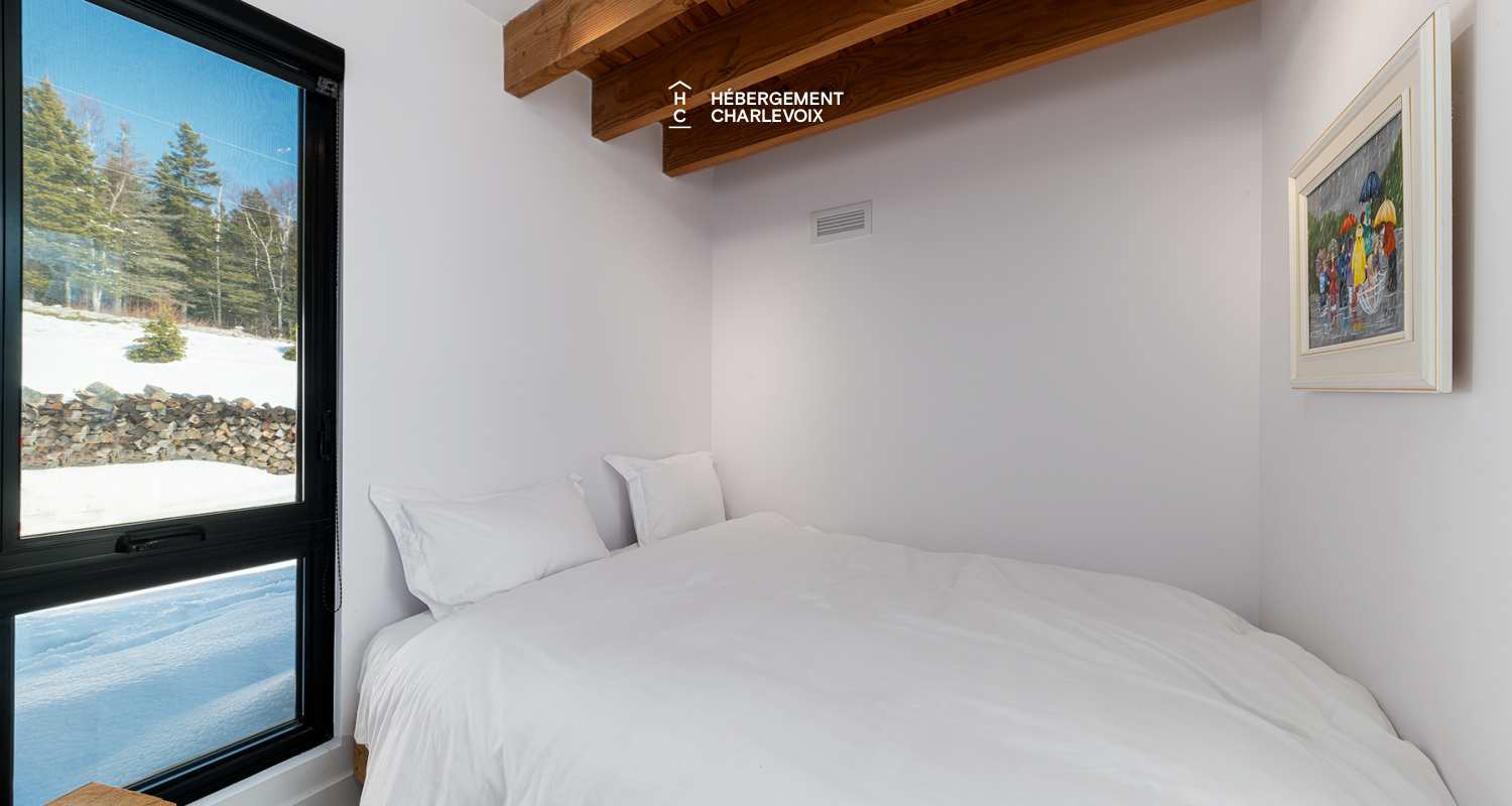 FLO-245 - Extraordinary brightness in Charlevoix.