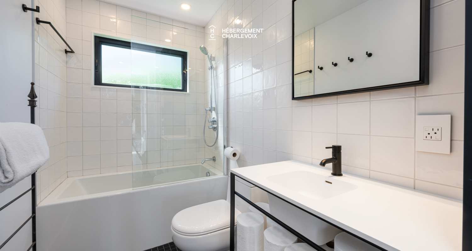 FLO-245 - Extraordinary brightness in Charlevoix.