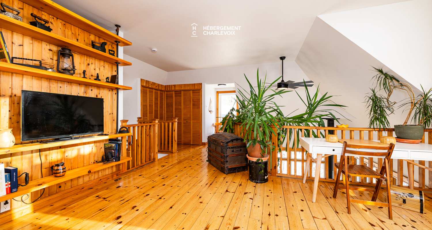 HAV-6 - Majestic view of the St. Lawrence River!