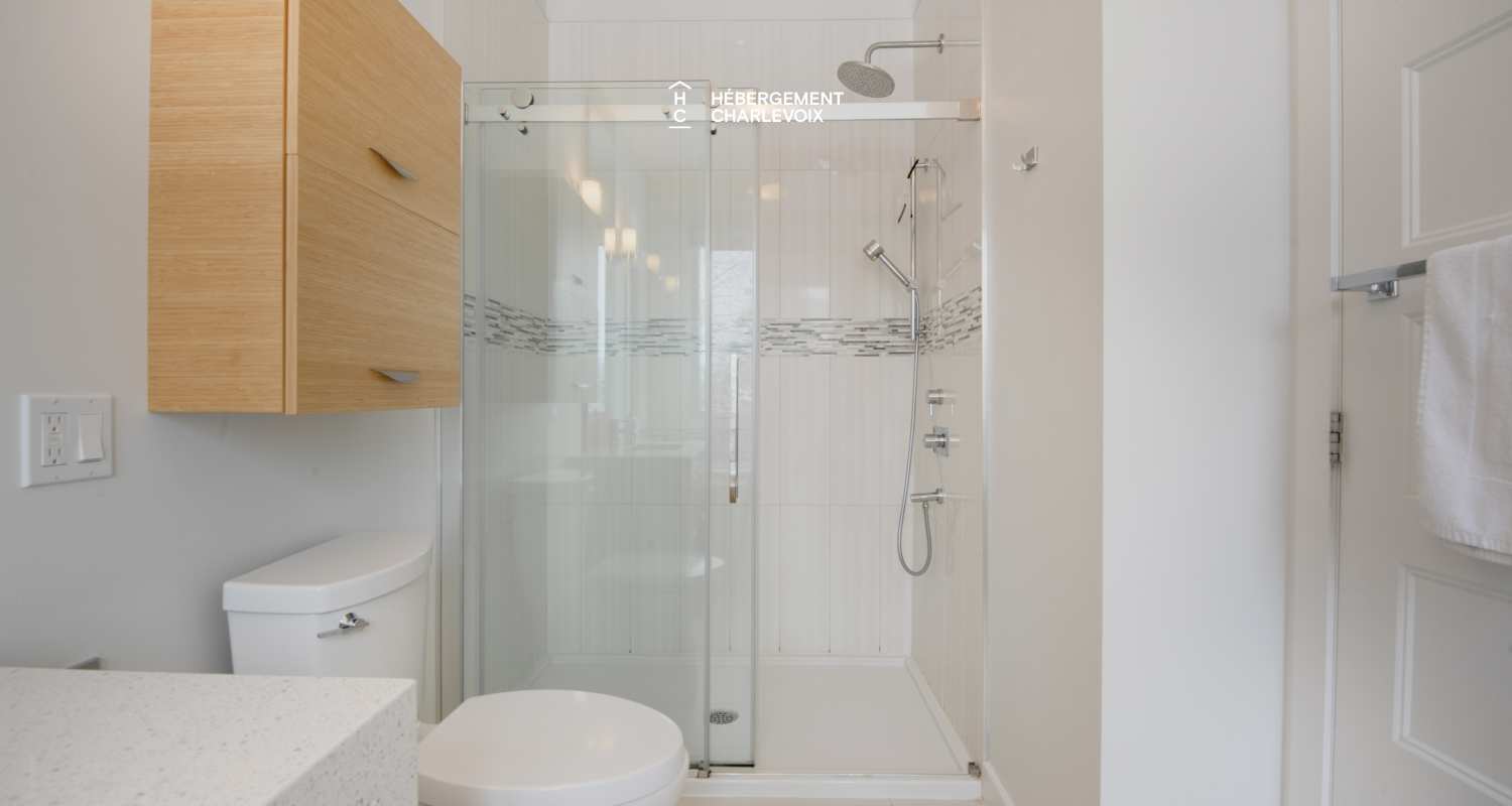 JAM-62 - Chalet confortable avec une vue imprenable sur le fleuve et les pentes