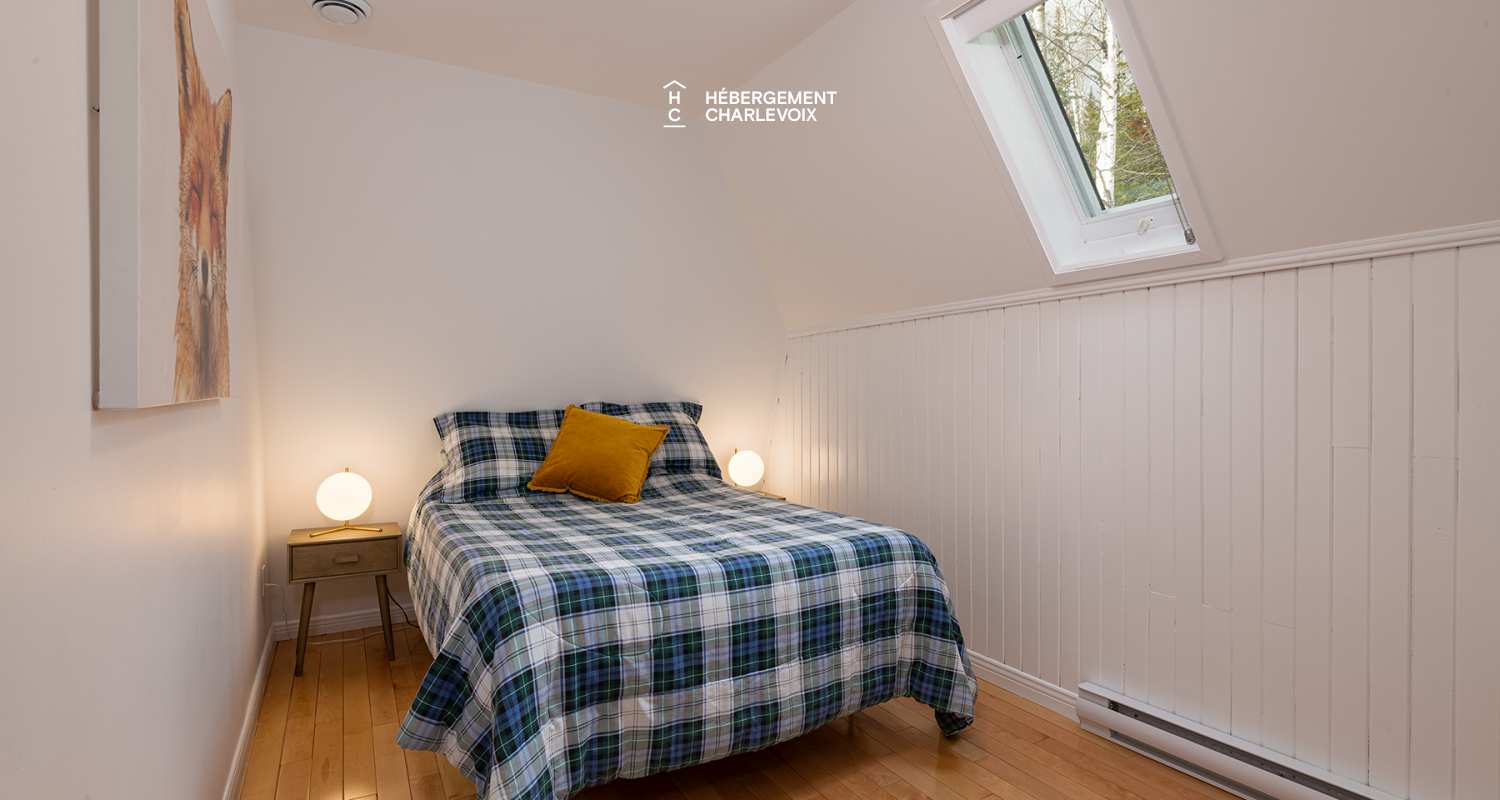 JAU-1060 - Typical bucolic house of Charlevoix