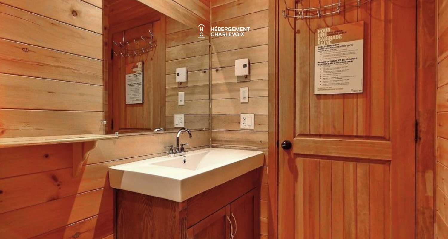 LOR-14 - Spacieuse terrasse dotée d'un SPA