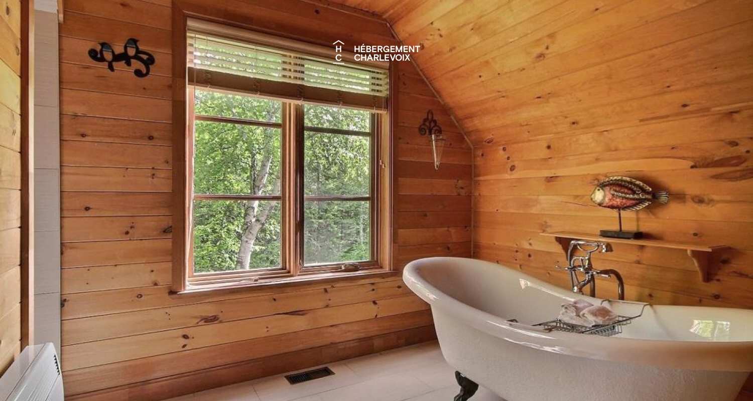 LOR-14 - Spacieuse terrasse dotée d'un SPA