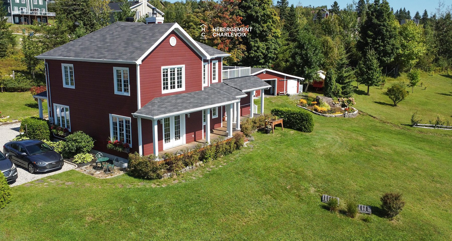 MAR-17 - Terrasse sur le toit avec vue sur le fleuve.