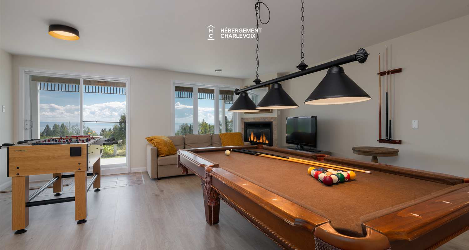 MAR-271 - Inviting Villa with breathaking views: Perfect for gatherings and exploring beautiful Charlevoix!