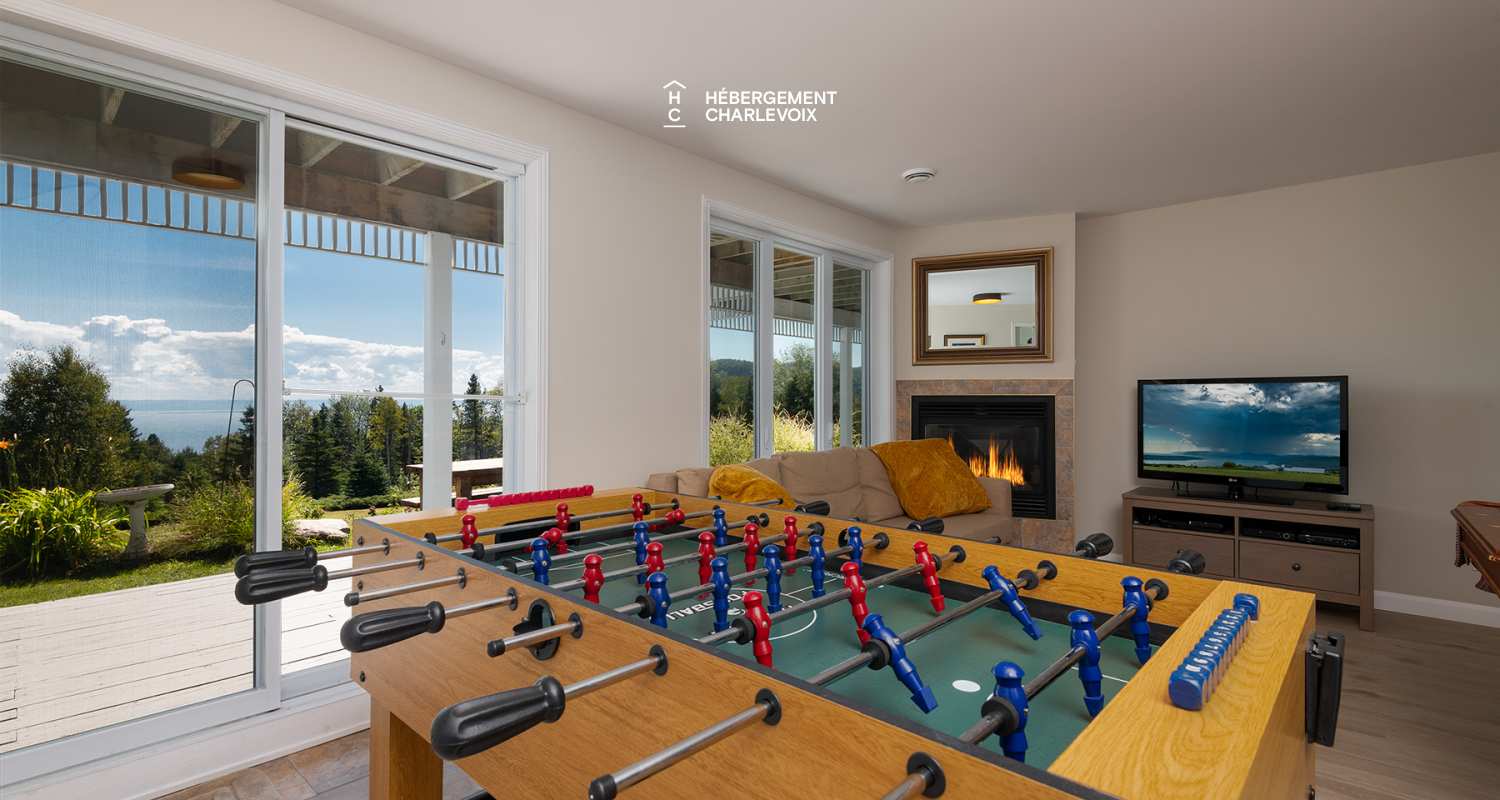 MAR-271 - Inviting Villa with breathaking views: Perfect for gatherings and exploring beautiful Charlevoix!