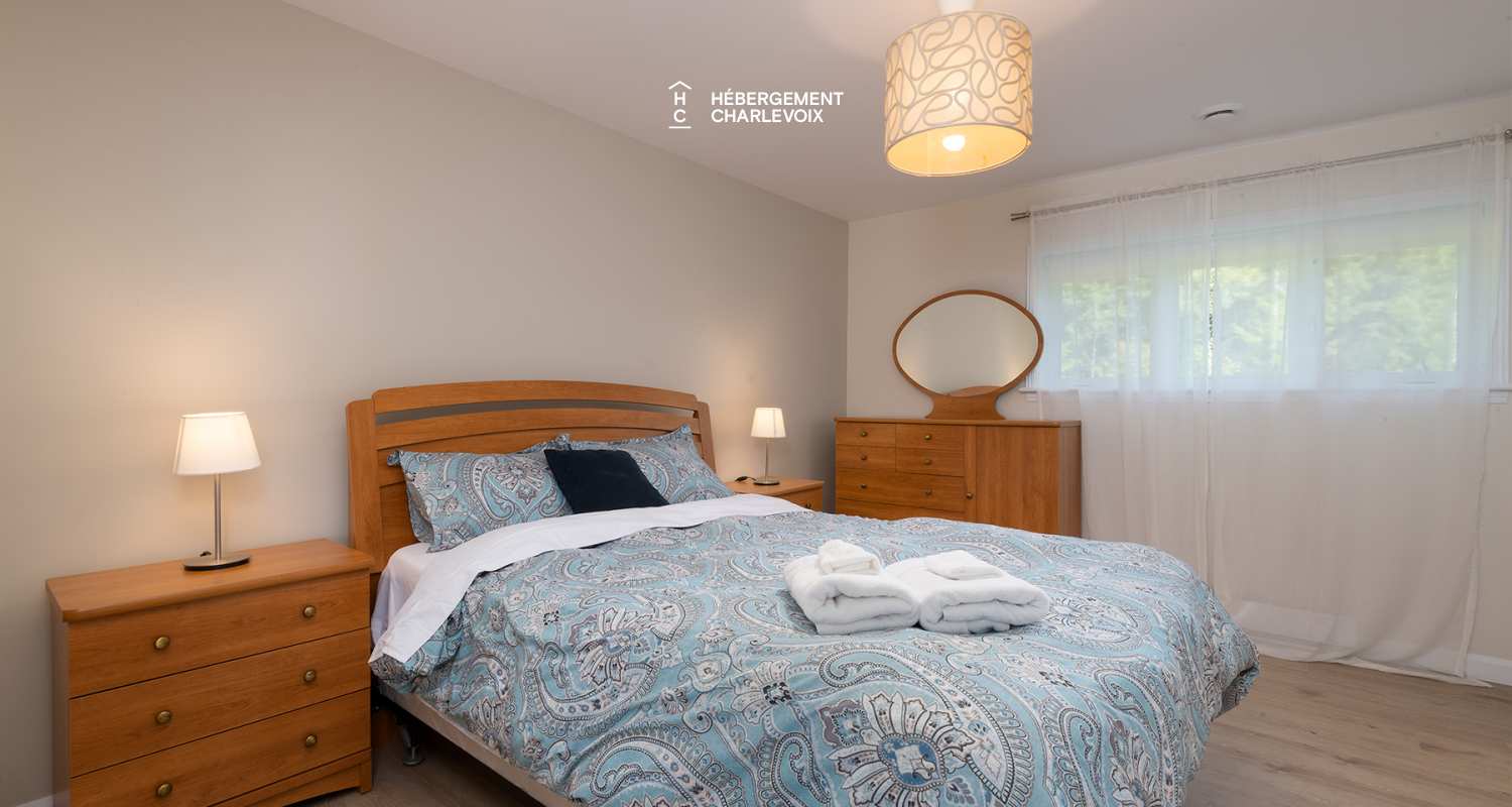 MAR-271 - Inviting Villa with breathaking views: Perfect for gatherings and exploring beautiful Charlevoix!