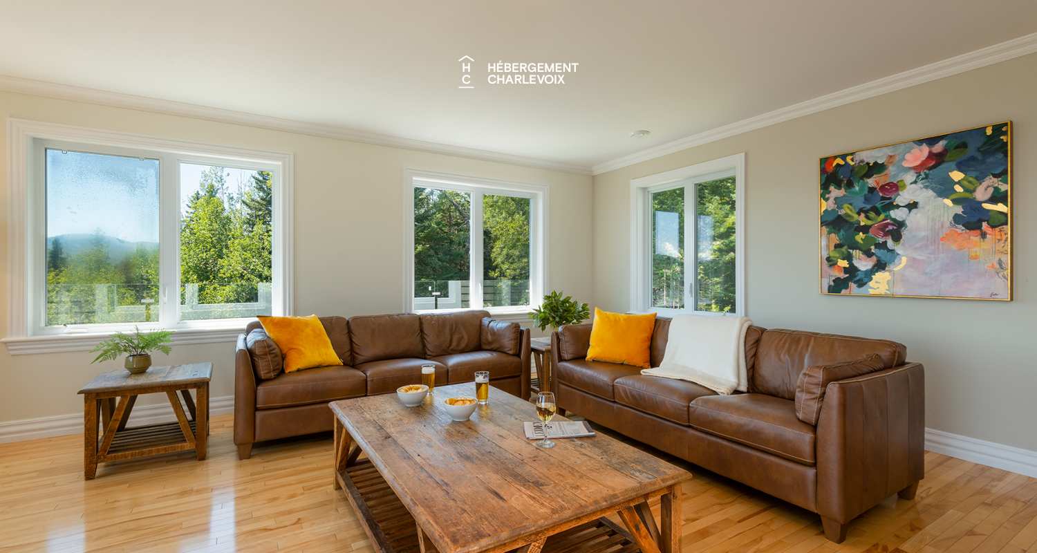 MAR-271 - Inviting Villa with breathaking views: Perfect for gatherings and exploring beautiful Charlevoix!