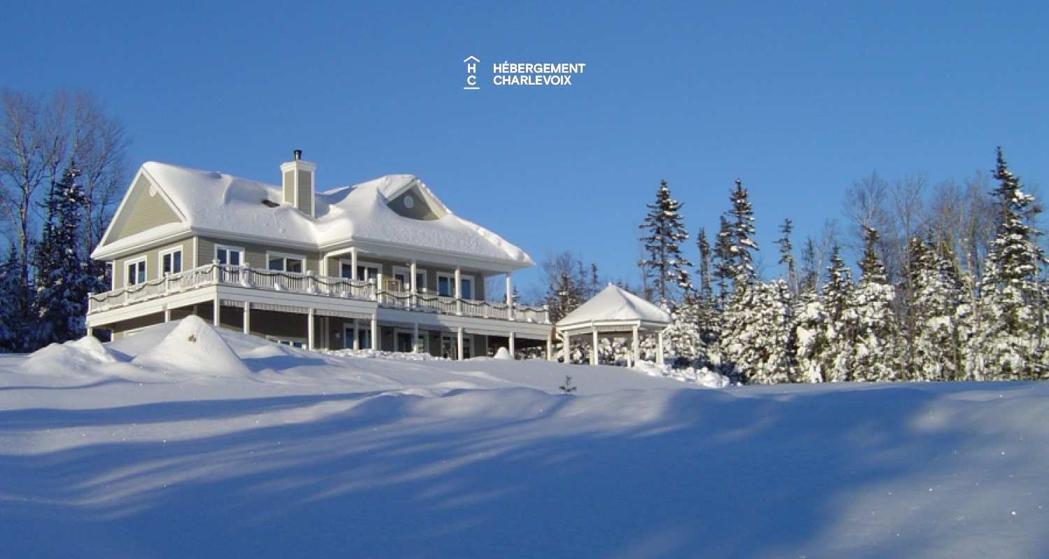 MAR-271 - Inviting Villa with breathaking views: Perfect for gatherings and exploring beautiful Charlevoix!