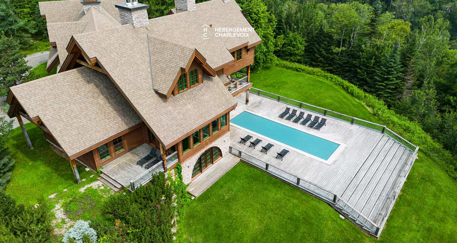 MAR-45 - Prestigieuse villa de 6000 pieds carrés