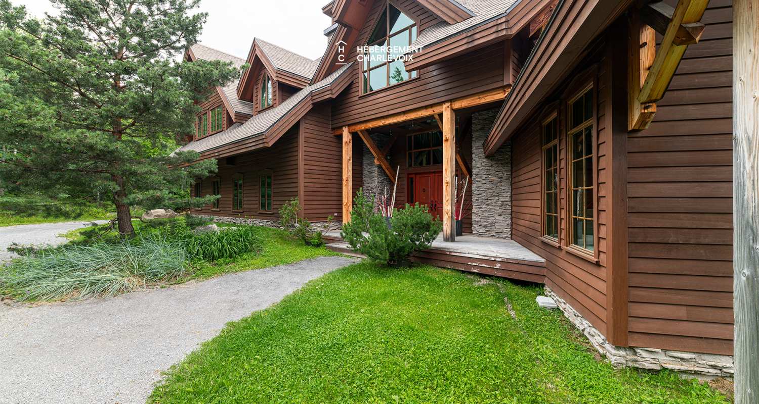 MAR-45 - Prestigieuse villa de 6000 pieds carrés