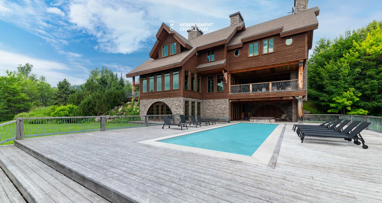 MAR-45 - Prestigieuse villa de 6000 pieds carrés