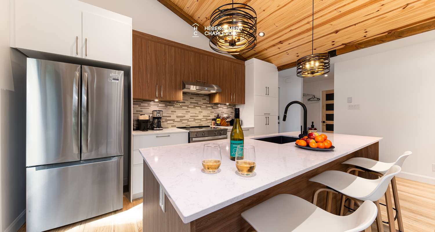 MAU90 - New chalet!