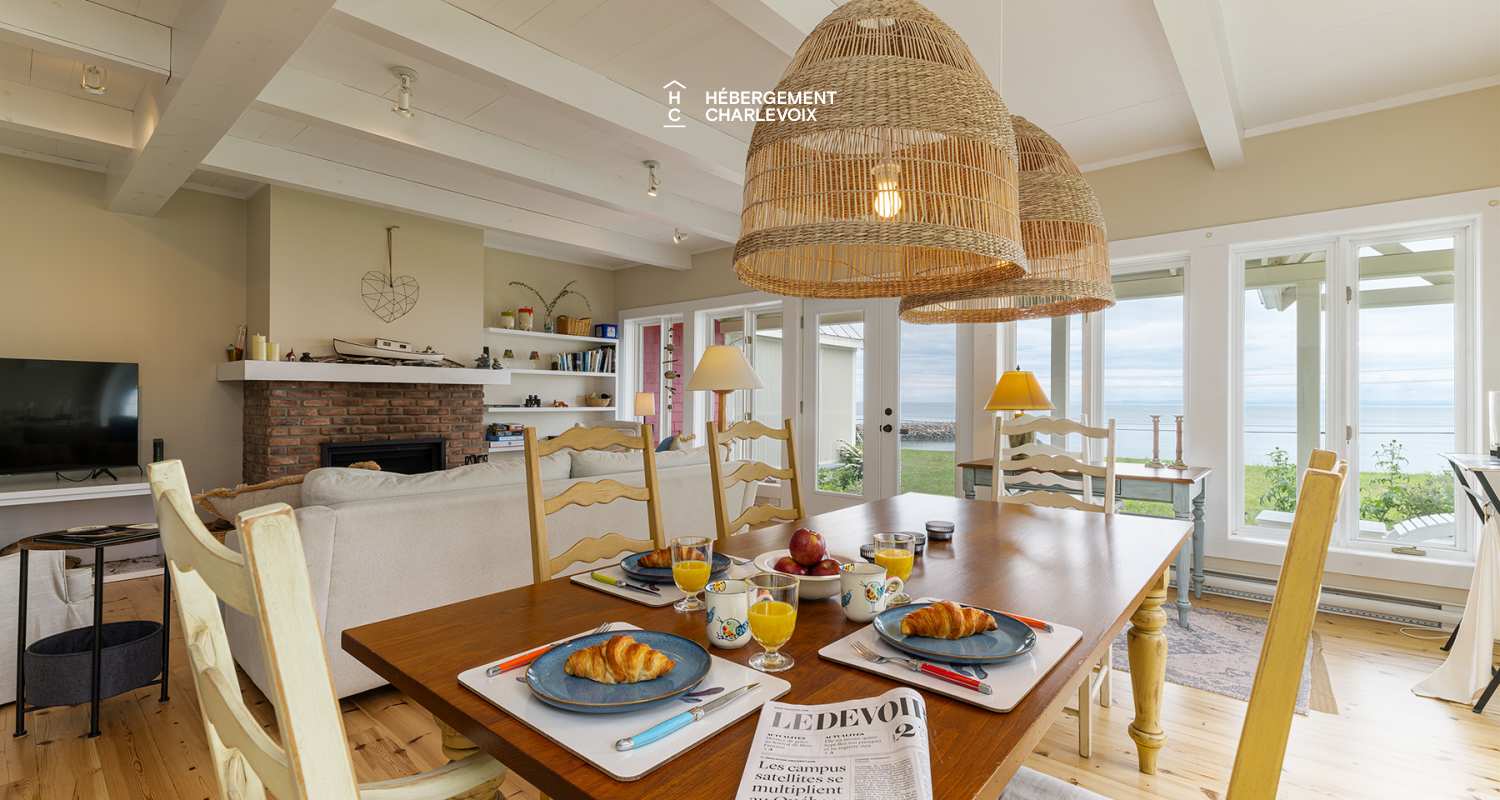 MER-294 - View is magnificent on the St-Lawrence River!!