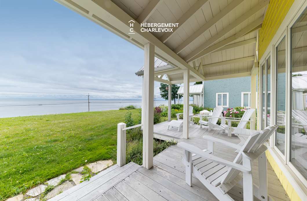 MER-294 - Un petit paradis avec une vue incroyable sur le Fleuve St-Laurent tout au long de l'année! 