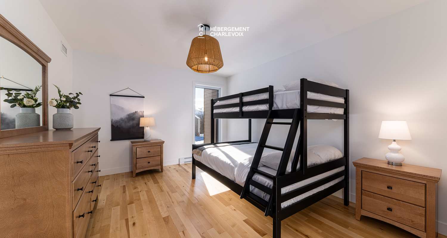 Chalet Grande-Pointe 01 - Is located at less than 200 meters from the chairlift
